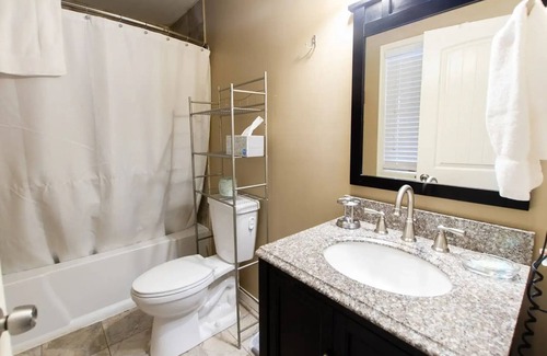Dahlonega Villa | Grand View Villa on Choice Ave - Steps to Downtown