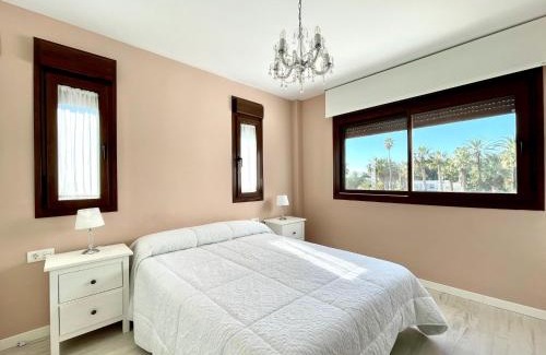 Motril Villa | Grand Villa w Private Pool, cleaning included