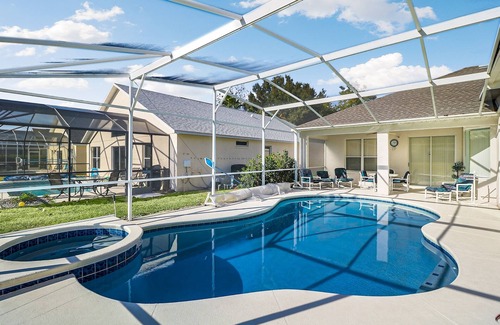 Westridge Casa | Grand Westridge 4BR Pool Home near Disney Parks