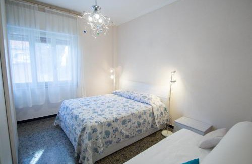 Varazze Apartamento | Grande BILOCALE con POSTO AUTO PRIVATO e GIARDINO