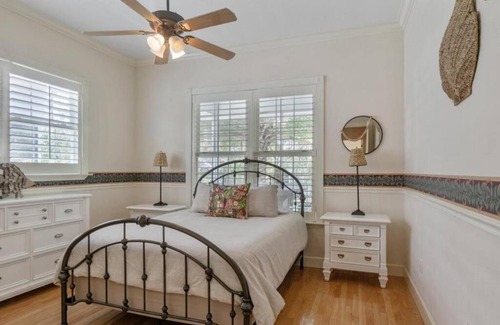 Boca Grande Casa | Grande Canal - Captivating 3 bedroom retreat