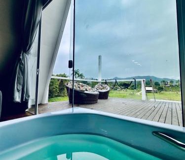 Camboriu Otro | Grande chalé luxo refúgio a 10min de Balneário Camboriú