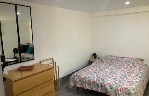 Belle-Beille Casa | Grande chambre, Sdb partagée