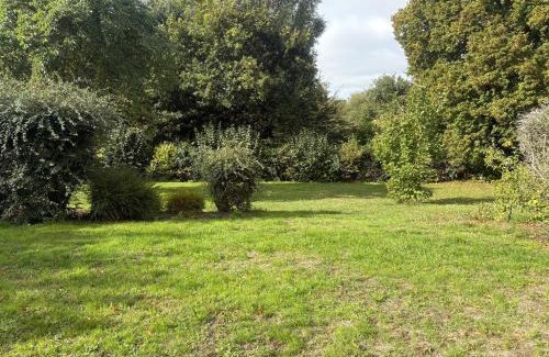Rouesse-Vasse Casa | Grande demeure avec parc et WIFI, proche du Mans - FR-1-410-481