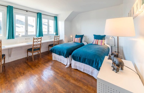 Dol-de-Bretagne Apartamento | Grande Hôtelière Avec Petit Parc en Centre-ville