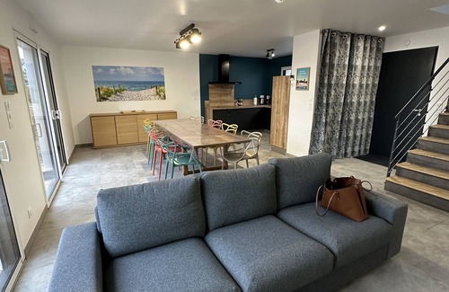 Saint-Gildas-de-Rhuys Villa | Grande Maison Familiale à 15 mn de la Plage à Pied