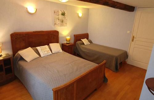 Saint-Paul-de-Vezelin Casa | Grande maison de campagne avec cheminée, jardin et Wifi - FR-1-496-273