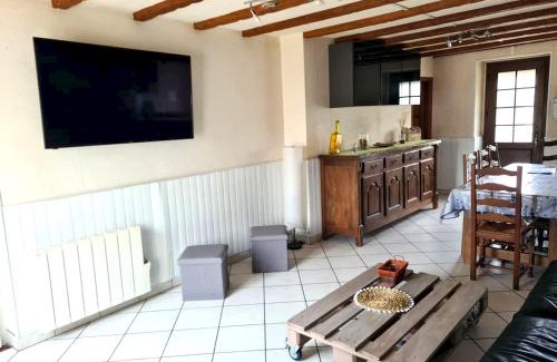 Flamanville Casa | Grande maison conviviale à Flamanville avec jardin clos