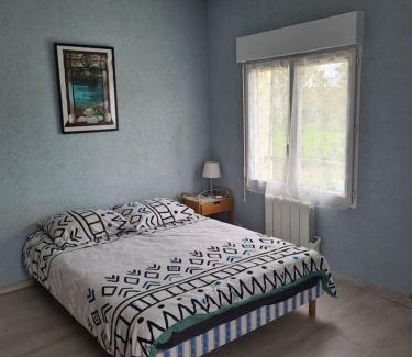 Flamanville Casa | Grande maison conviviale à Flamanville avec jardin clos