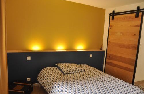 Lisle-sur-Tarn Casa | Grande maison cosy en cœur de village