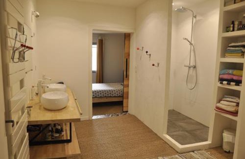 Lisle-sur-Tarn Casa | Grande maison cosy en cœur de village