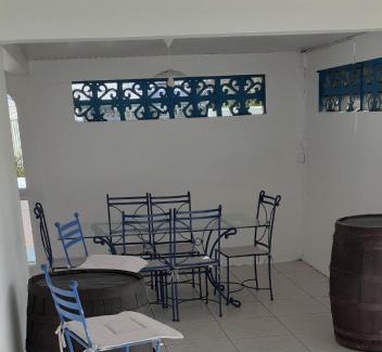 Sainte-Anne Apartamento | Grande maison déco vintage près de belles plages