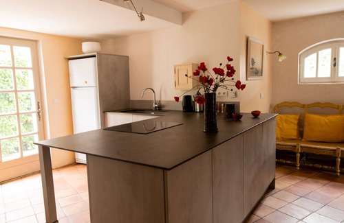 Pierrelatte Casa | Grande Maison Familiale Avec Piscine au Carrefour de Belles Régions Touristiques