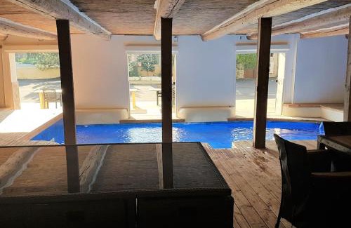 Lespignan Casa | Grande maison familiale avec piscine couverte