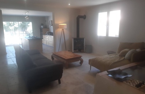 Bagnols-sur-Ceze Casa | Grande Maison Familiale Avec Piscine Proche Avignon
