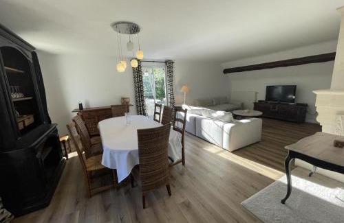 Chambray-les-Tours Casa | Grande maison avec jardin près de Tours - FR-1-381-620