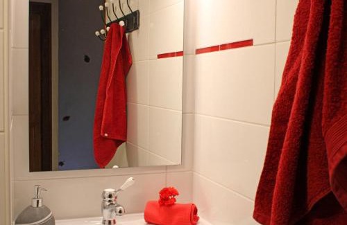 Trezelles Casa | Grande maison rénovée avec jardin clos, idéale pour familles et amis, équipements variés, animaux acceptés - FR-1-489-50