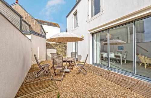 Locquirec Casa | Grande maison sur le port
