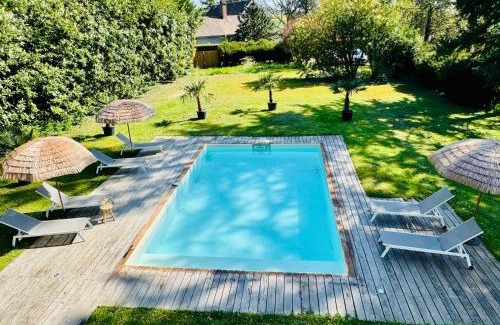 Treuzy-Levelay Villa | Grande Villa au vert à 1h de Paris #halloween #seminaire #sejour