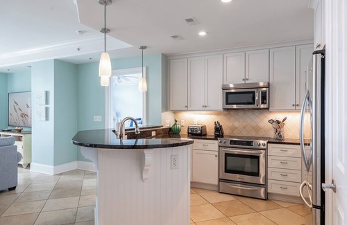 Salter Path Condominio | Grande Villas D-3, Oceanfront Condo in Indian Beach, NC!