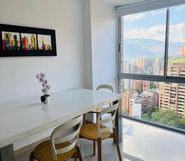 El Tesoro Apartamento | Grandioso apartaestudio muy cerca a Provenza 201