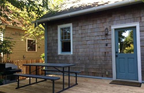 Seabrook Casa | Grandma Dorothys Cottage by Seabrook Hospitality