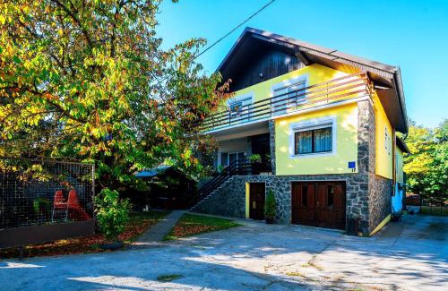 Velika Apartamento | Grandma's apartment