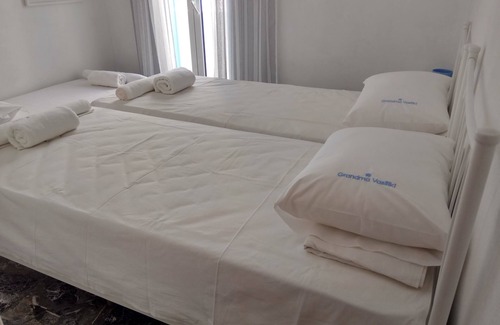 Ios Casa | Grandma Vasiliki Rooms To Let
