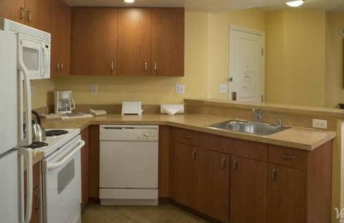 Enterprise Condominio | Grandview at Las Vegas Two-Bedroom, Two-Bath Condo