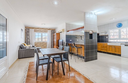 Armenime Apartamento | Grandview Lodge