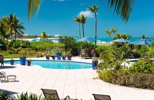 Grace Bay Condominio | Grandview on Grace Bay