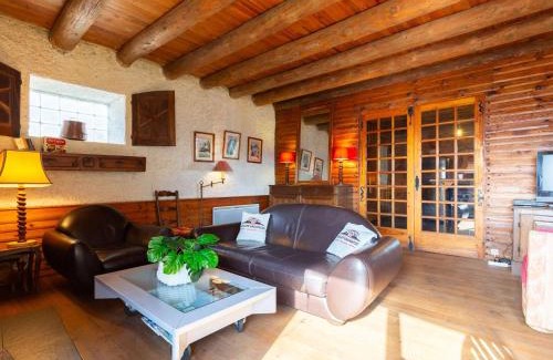 Saint-Lary-Soulan Apartamento | Grange authentique à Saint-Lary-Soulan - 5 couchages, cheminée, casier à skis - FR-1-296-502