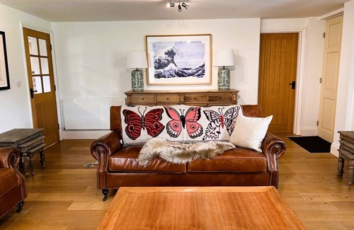 Lincoln Casa | Grange Farm - Four Bedroom House, Sleeps 8