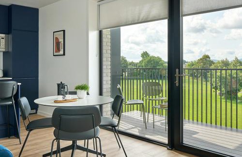 Stillorgan Apartamento | Grange One By Dublin At Home