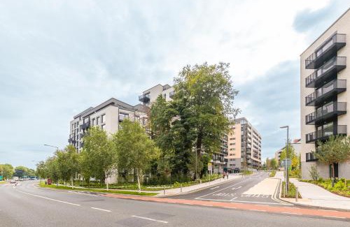 Stillorgan Apartamento | Grange One By Dublin At Home