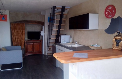 Chalencon Casa | Grange Rénovée, Avec vue Exceptionnelle
