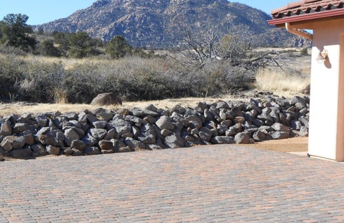 Iron Springs Casa | Granito Mt. Laderas - Williamson Valley, 4 Acres completa Turn-Key