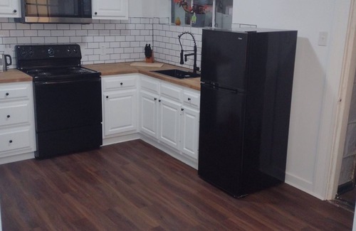 Elberton Casa | Granite Retreat East Comfortable 2 Story 2 Bedroom 1 Bath Private Home