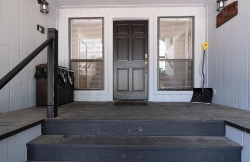 Shaver Lake Casa | Granite View Lodge - Minutes from Water