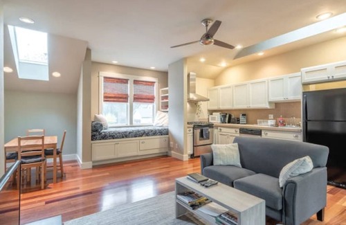 Far Southwest Casa | Granny Flat in leafy SW Portland