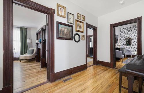 Bristol Casa | Granny's House * 1920s home mins from State St *