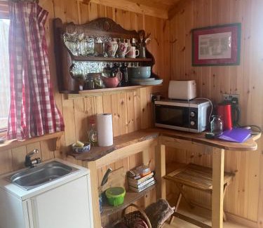Thornhill Otro | Granny’s Hut