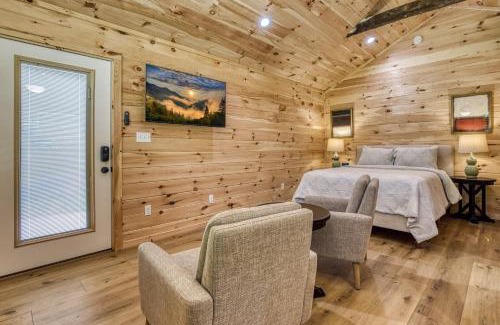 Cosby Casa | Grants Cottage, Pickleball Court, Creek, WIFI, Mountain Views, Starting at 79"