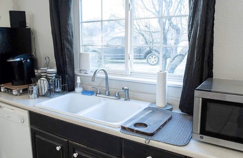 Southlake Casa | Grapevine, Private, FastWiFi, KingTempurpedic