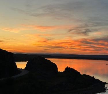 Nesseby Cabina | Grasbakken hytteutleie