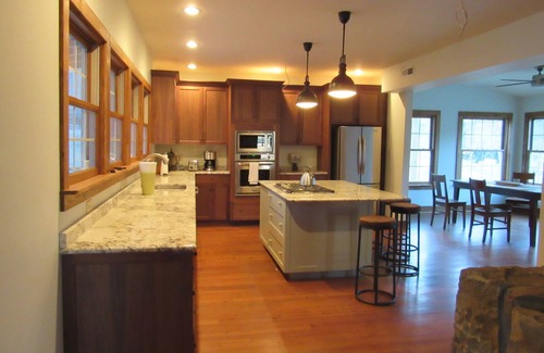 Meadow Bluff Casa | Grassy Meadows Estate ubicado en 125 acres en los Montes Apalaches