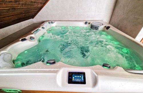 Grodek Nad Dunajcem Apartamento | GraVelo - Apartament Jacuzzi