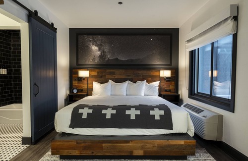 Peak 9 Hotel | Gravity Haus