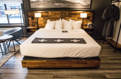 Peak 9 Hotel | Gravity Haus