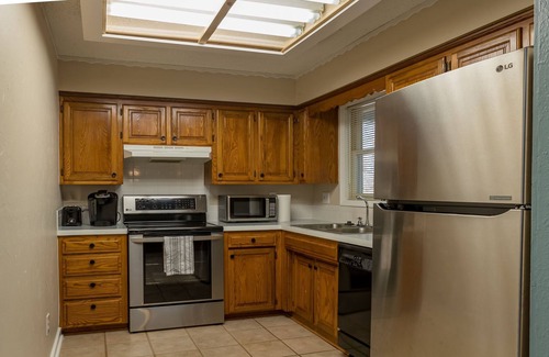Bella Vista Casa | Gravity House is a hidden gem in the heart of the Little Sugar Trail System.